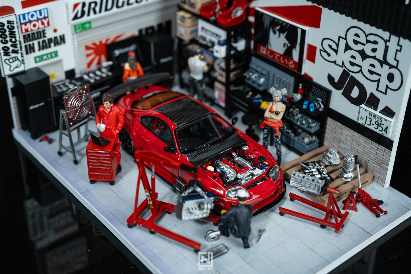 Box mini diorama "JDM GARAGE V2" Ninety One 1:64