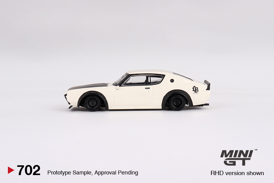 Nissan Skyline Kenmeri Liberty Walk White Mini GT 1:64