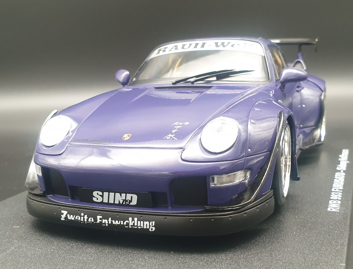 Porsche 911 RWB 993 Furusato Sydney Hoffmann Werk83 1:18