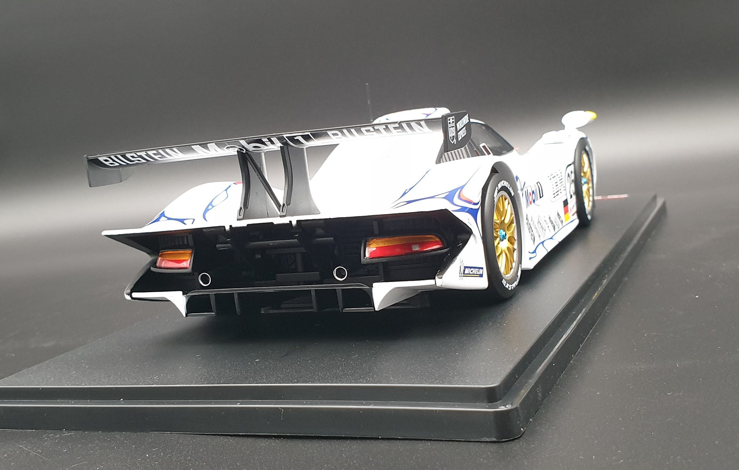 Porsche 911 GT1 #25 2nd Le Mans 1998 Werk83 1:18