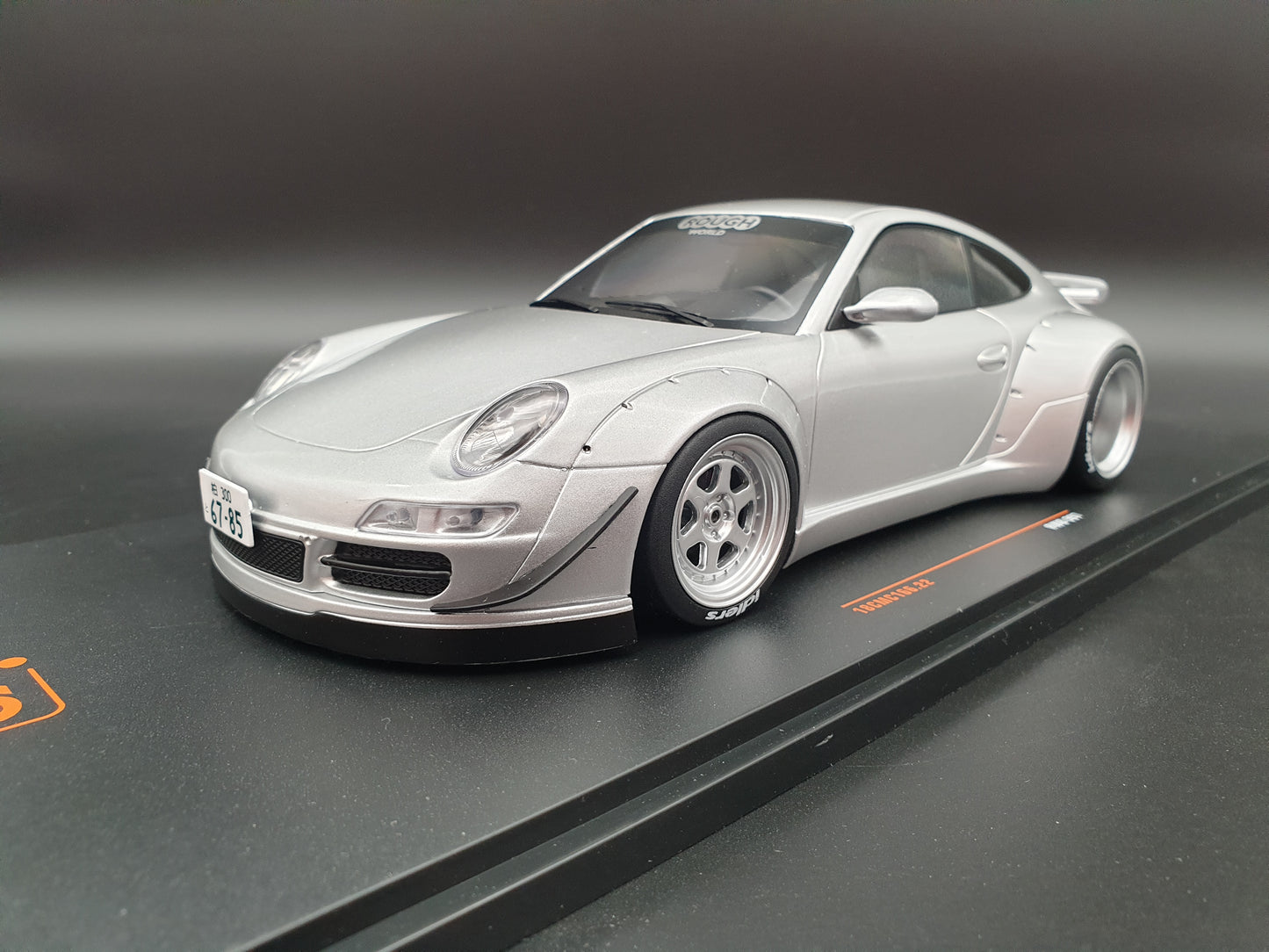 RWB 997 Silver IXO 1:18