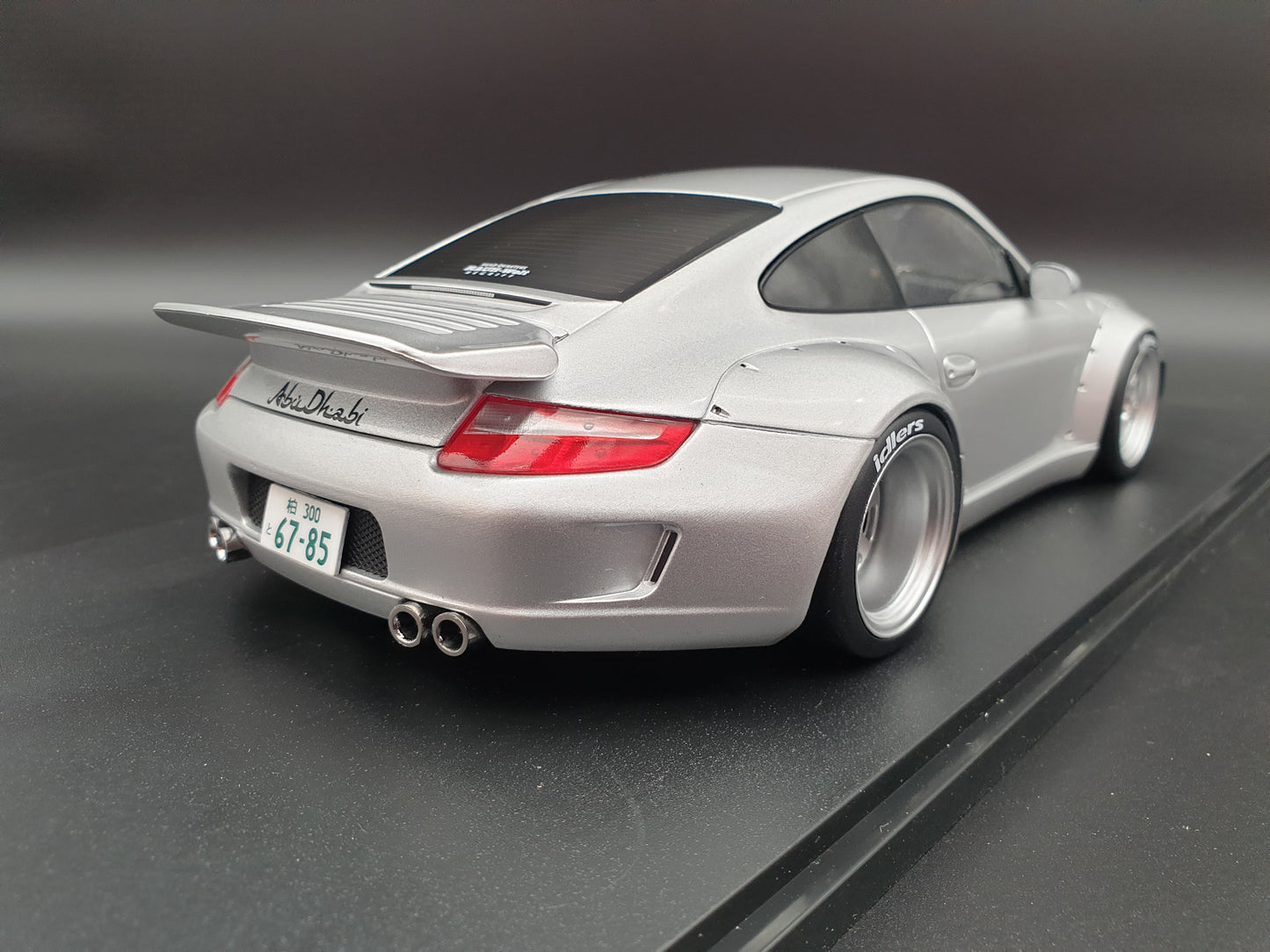 RWB 997 Silver IXO 1:18