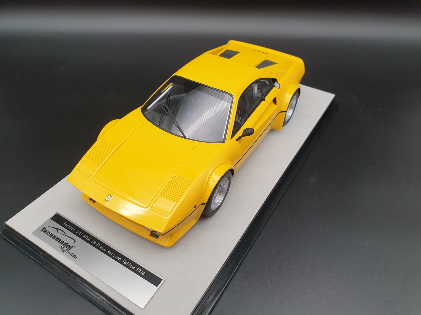 Ferrari 308 GTB/4 LM 1976 PRESS Giallo Modena - Tecnomodel 1:18