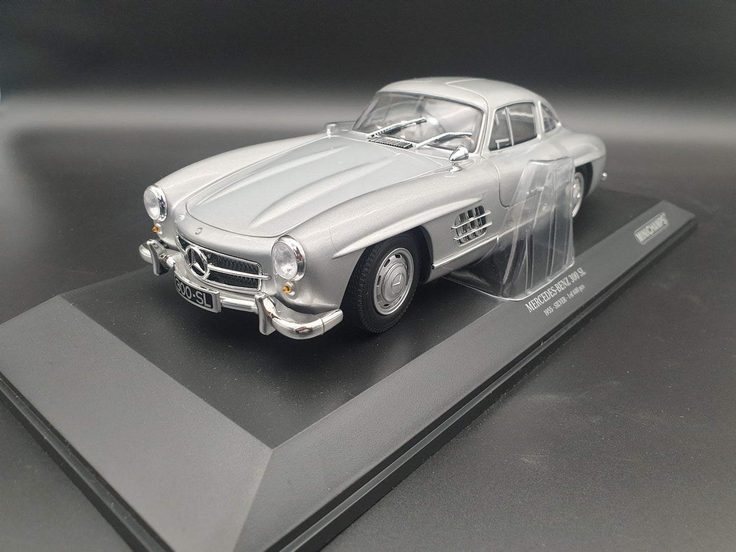 Mercedes-Benz 300 SL 1955 Silver Minichamps 1:18