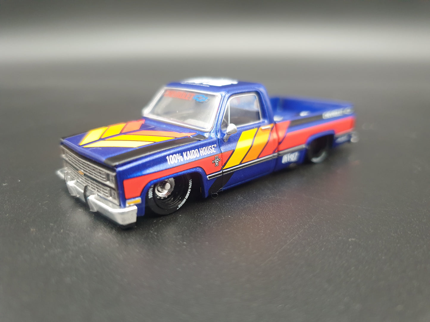 Chevrolet Silverado KAIDO HOUSE Mini GT 1:64