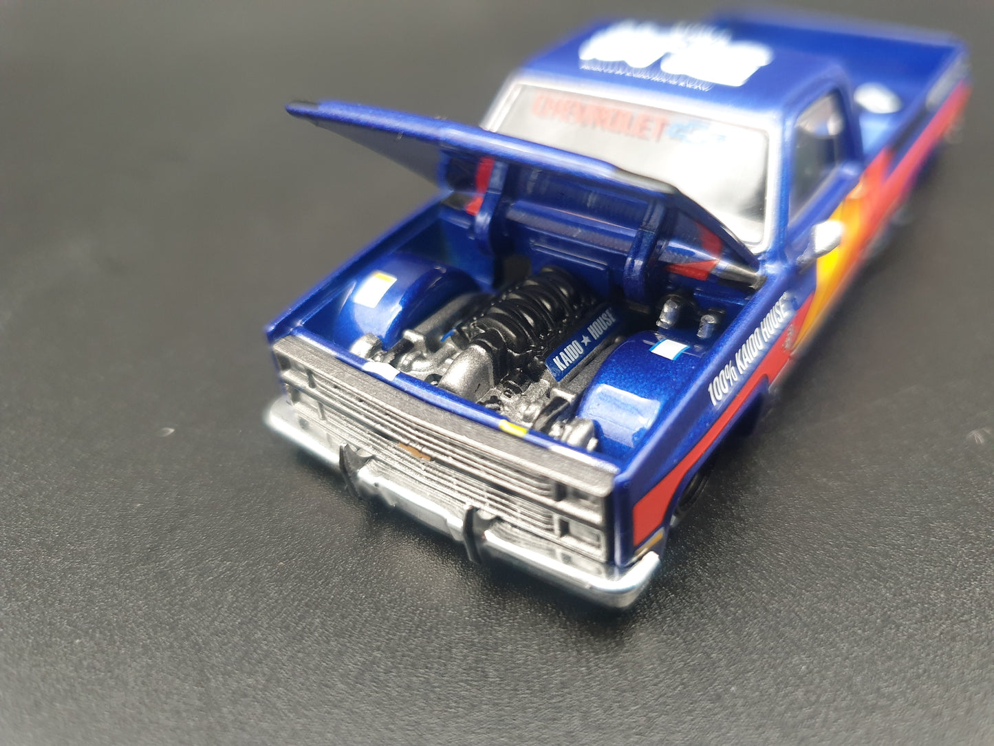 Chevrolet Silverado KAIDO HOUSE Mini GT 1:64