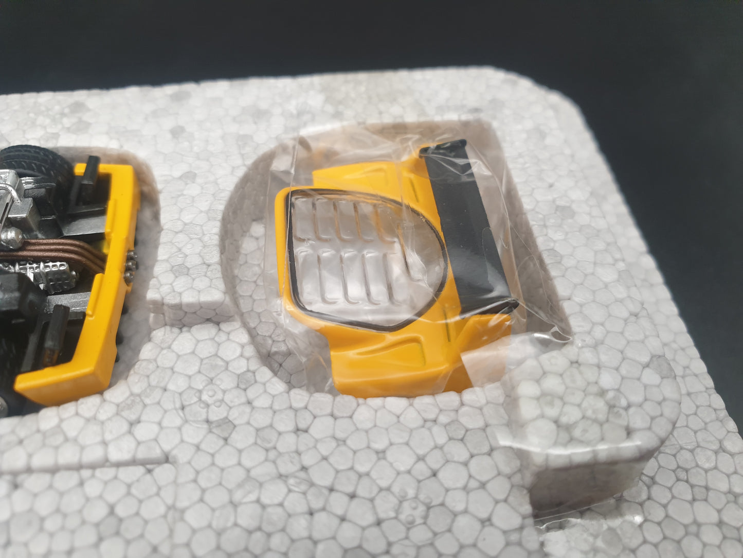 Ferrari F40 LM 1996 Press Version Modena Yellow Tecnomodel 1:64