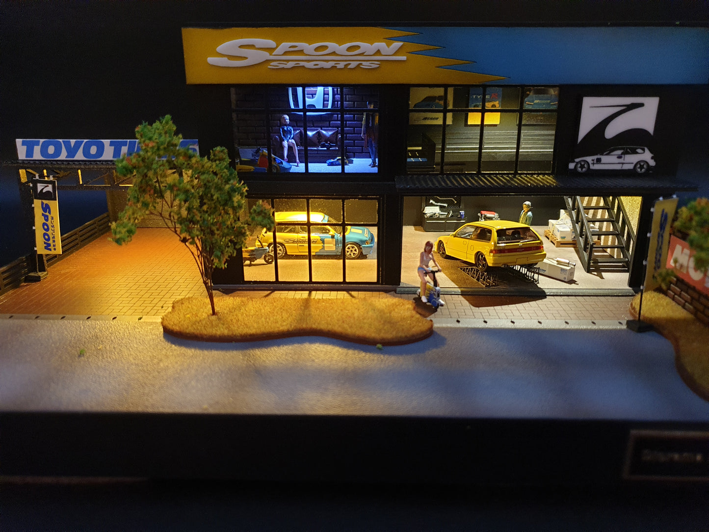 Diorama garage Spoon Ninety One 1:64