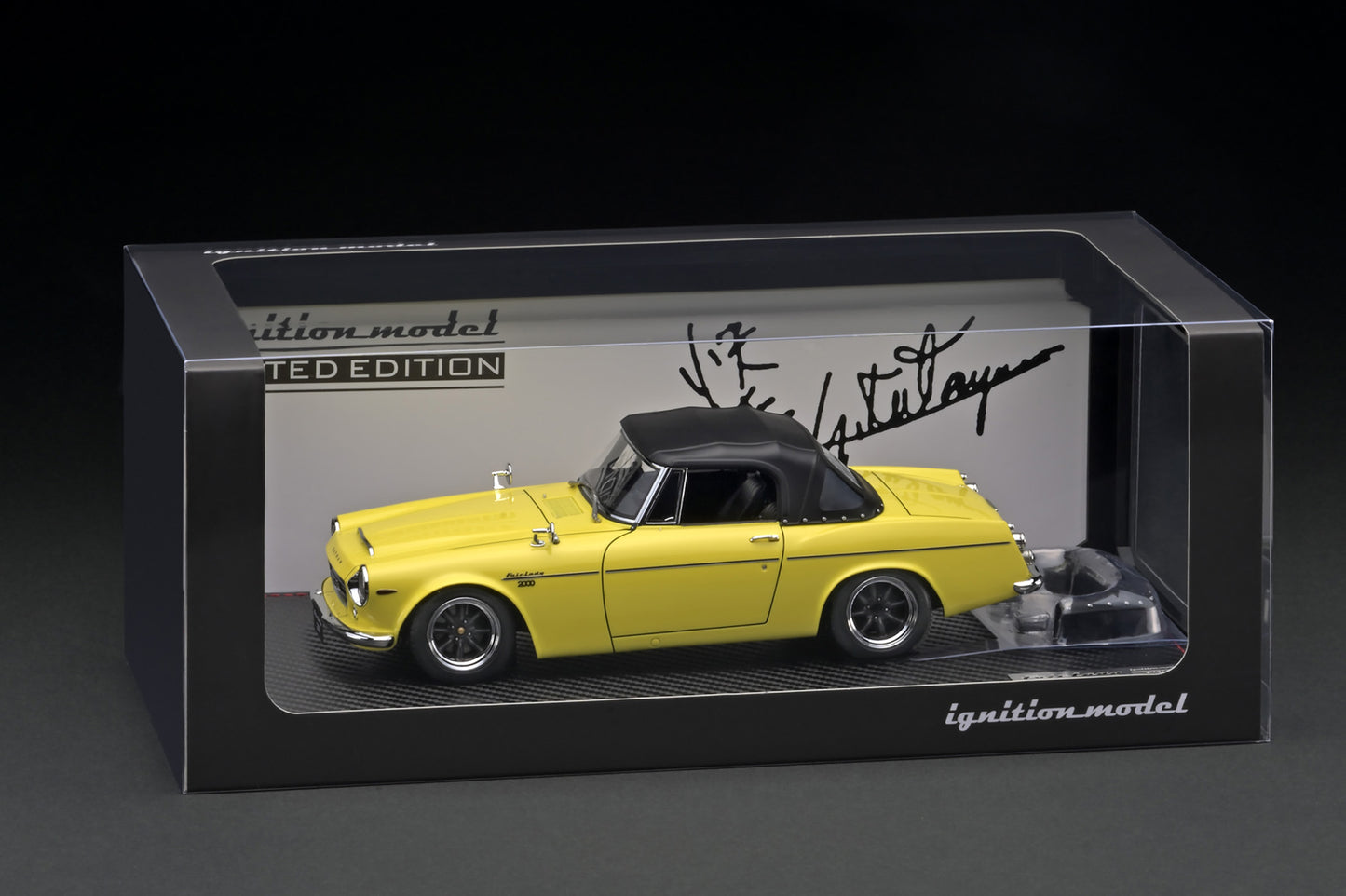 Miniatur Datsun Fairlady 2000 SR311 – Maßstab 1:18