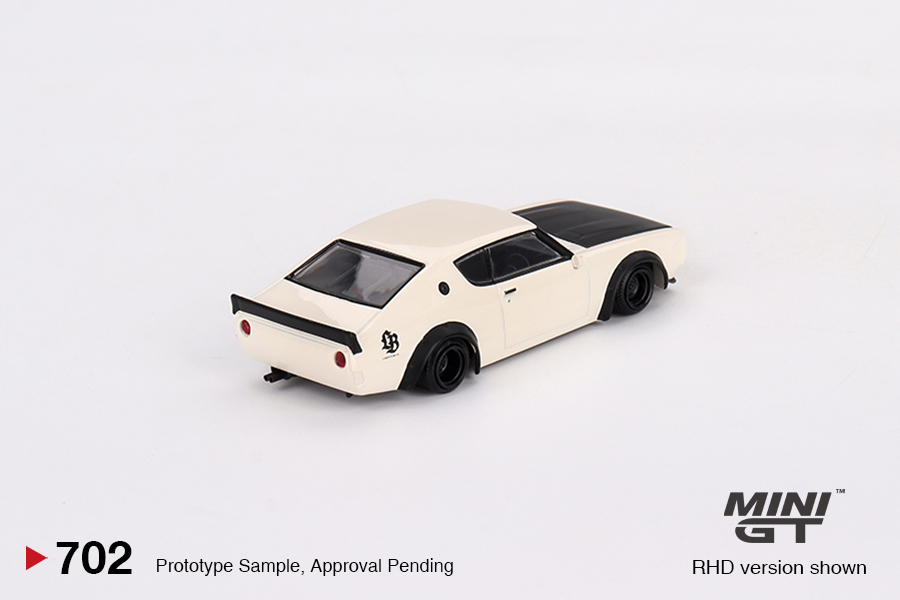 Nissan Skyline Kenmeri Liberty Walk White Mini GT 1:64