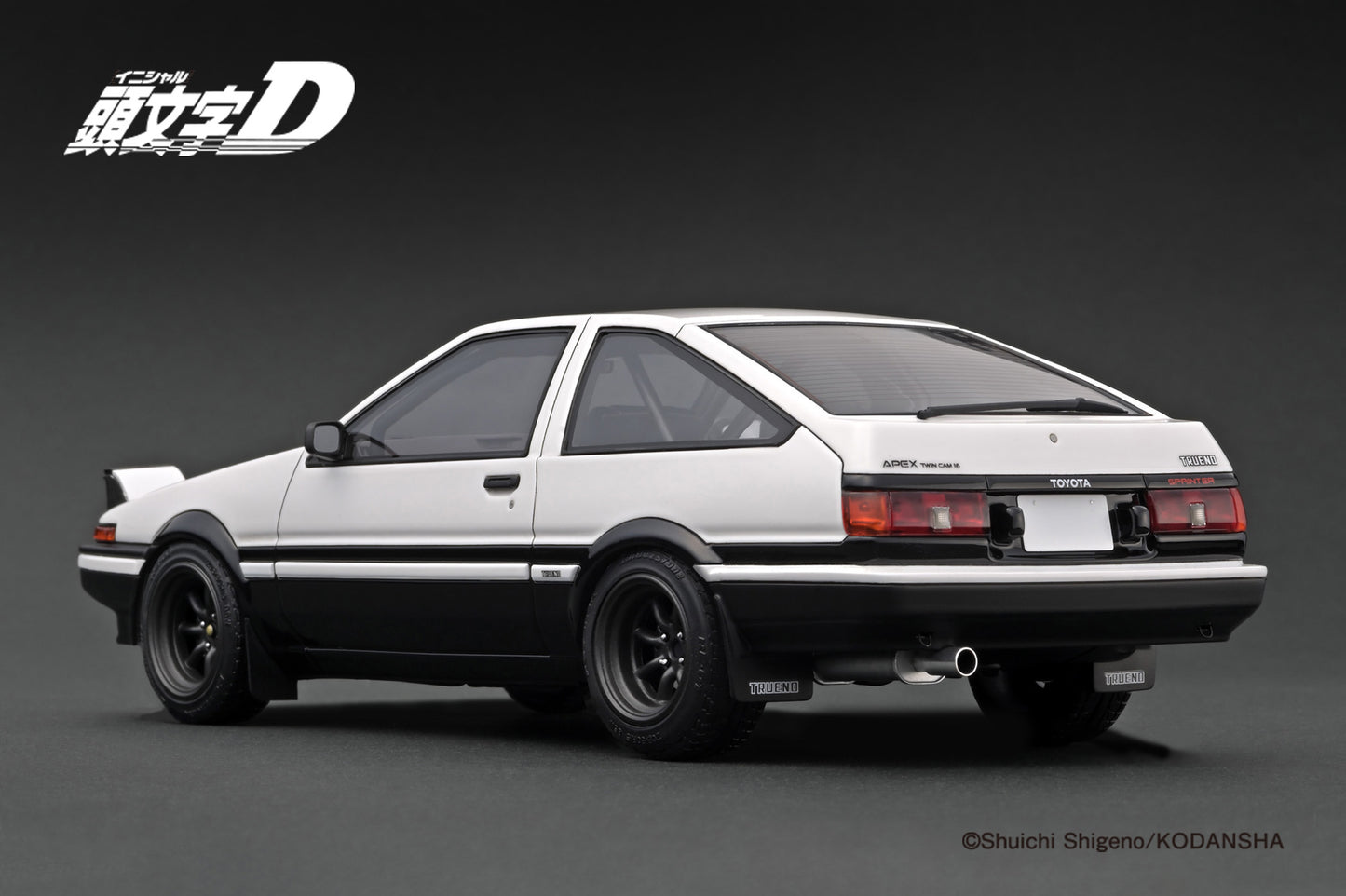 INITIAL D Toyota Sprinter Trueno 3Dr GT Apex (AE86) with Bunta Fujiwara Ignition Model 1:18