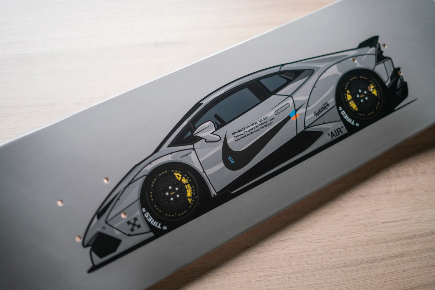 DECK LAMBORGHINI HURACAN OFF-WHITE/NIKE DECKORATE