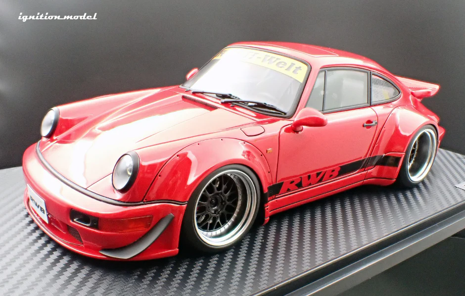 Miniature Porsche RWB 964 - Scale 1:18 - Color Red