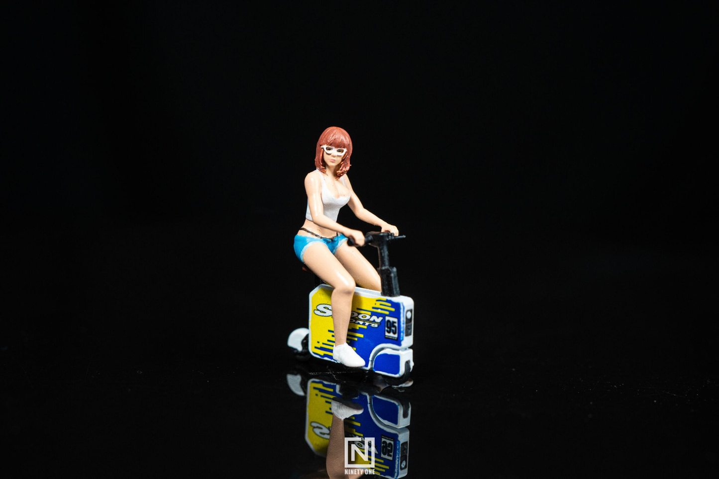 Figurine Spoon Ninety One 1:64