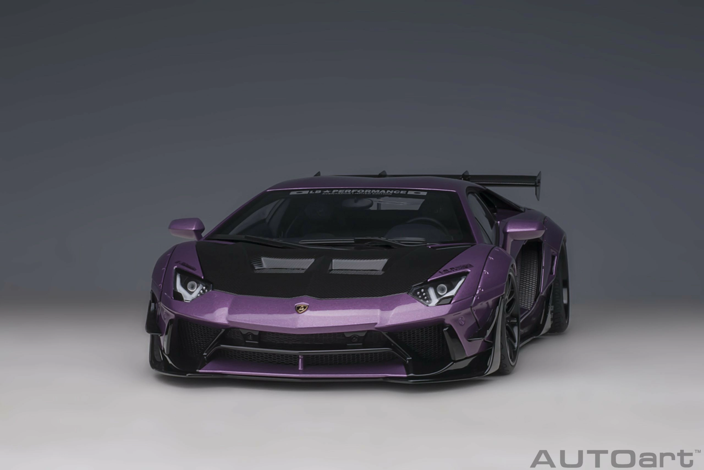 Liberty Walk LB-Works Lamborghini Aventador Limited Edition Viola SE30 AUTOart 1:18