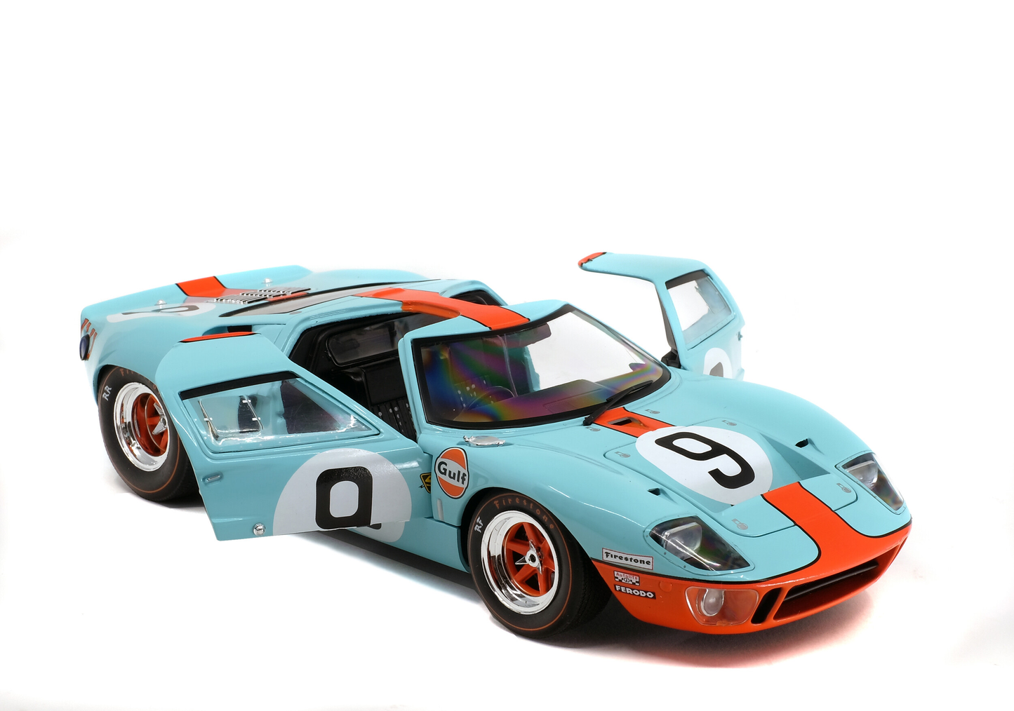 Ford GT40 MKI Winner Le Mans1968 Solido 1:18