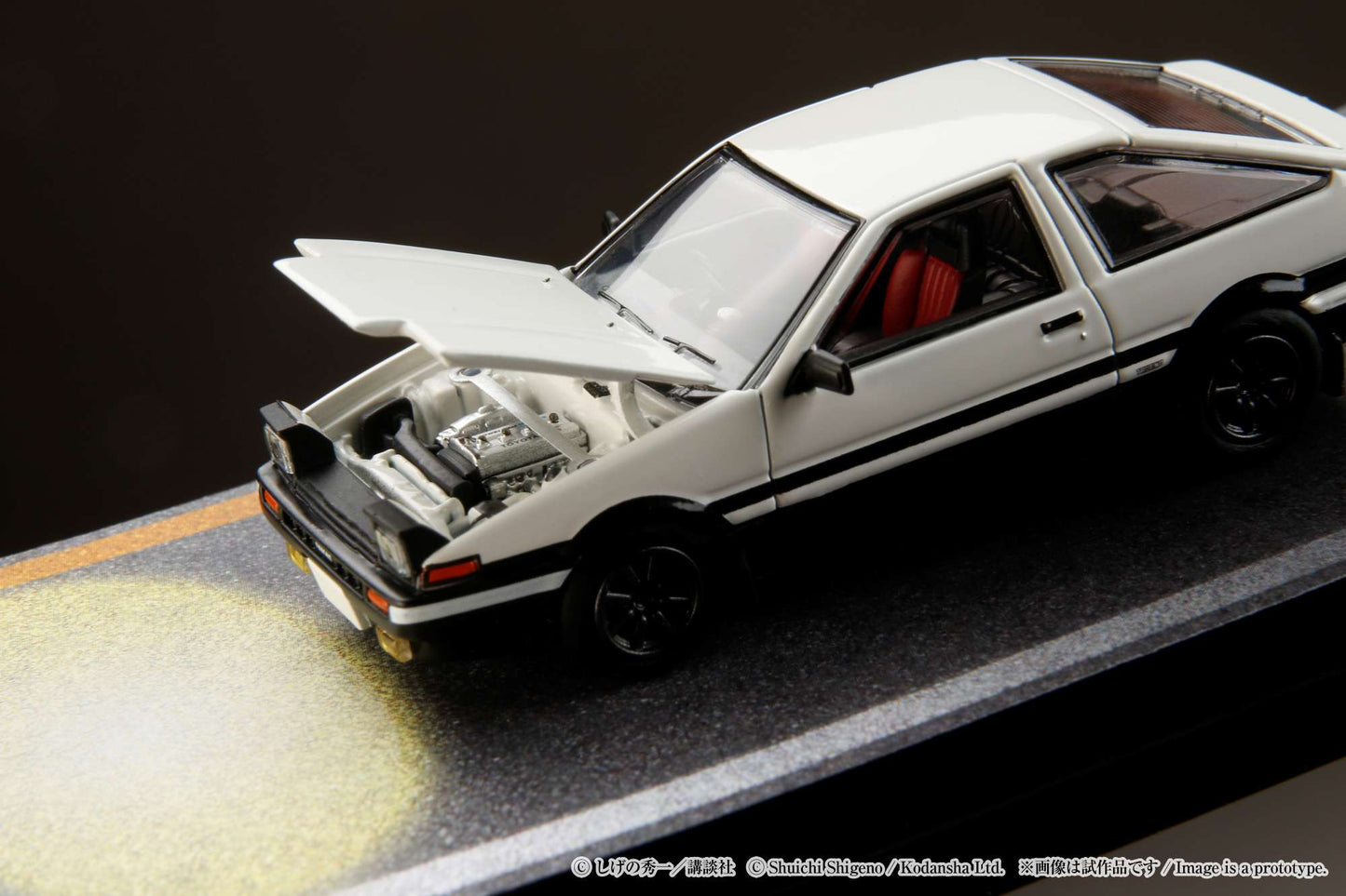 Toyota Sprinter Trueno AE86 Initial D Hobby Japan 1:64