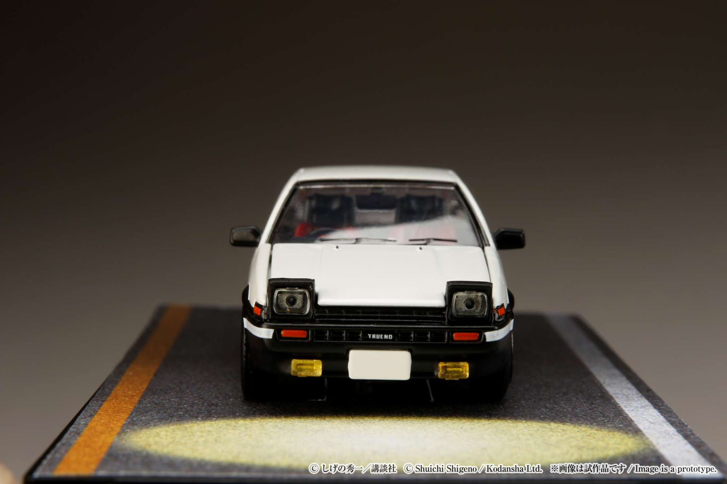 Toyota Sprinter Trueno AE86 Initial D Hobby Japan 1:64