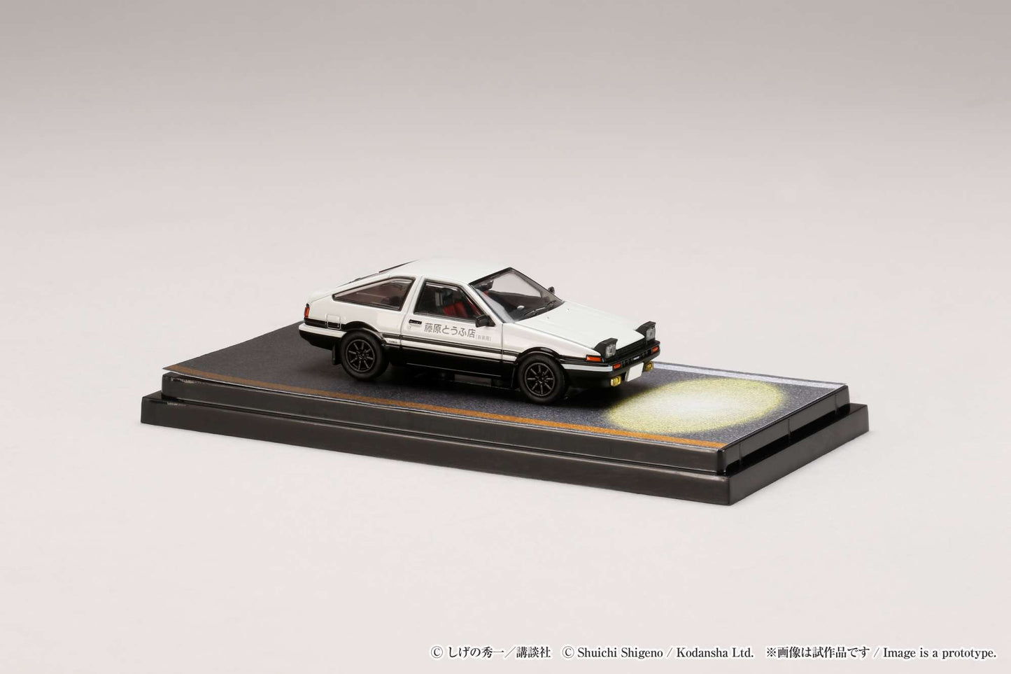 Toyota Sprinter Trueno AE86 Initial D Hobby Japan 1:64