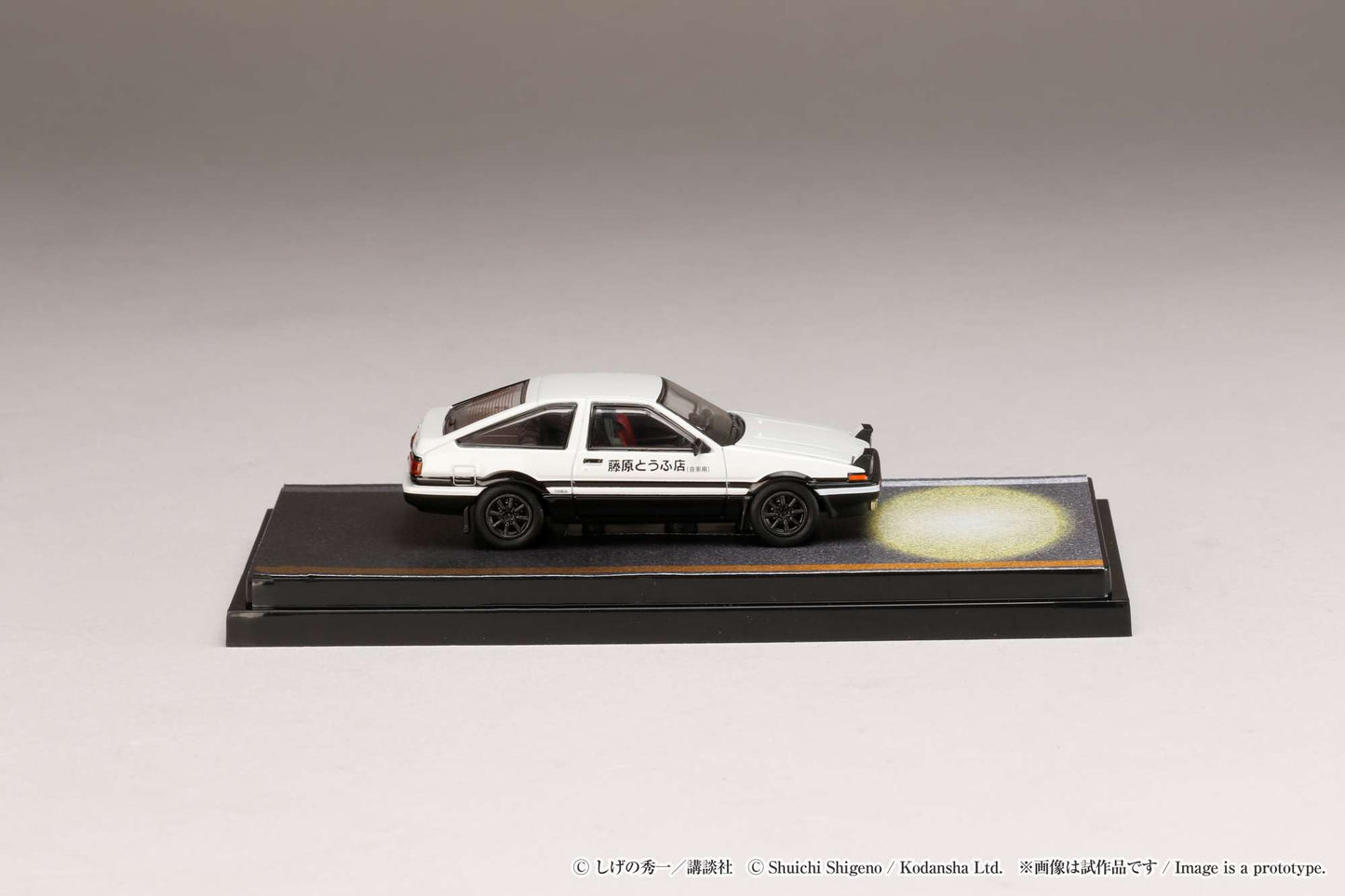 Toyota Sprinter Trueno AE86 Initial D Hobby Japan 1:64