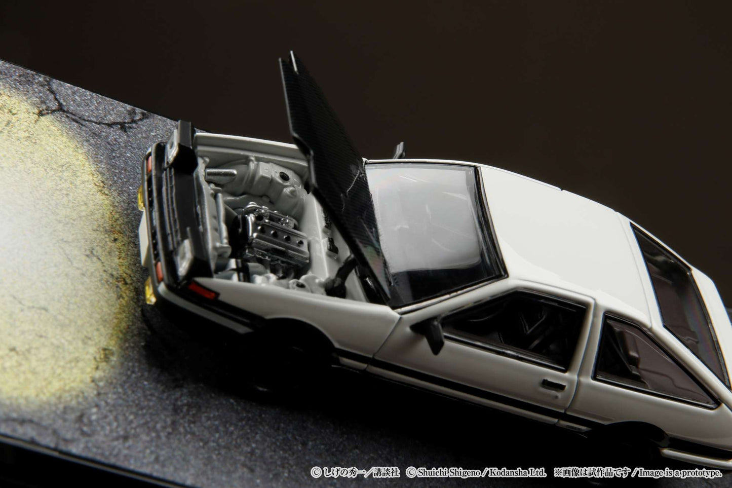 Toyota Sprinter Trueno AE86 Final Version Initial D Hobby Japan 1:64