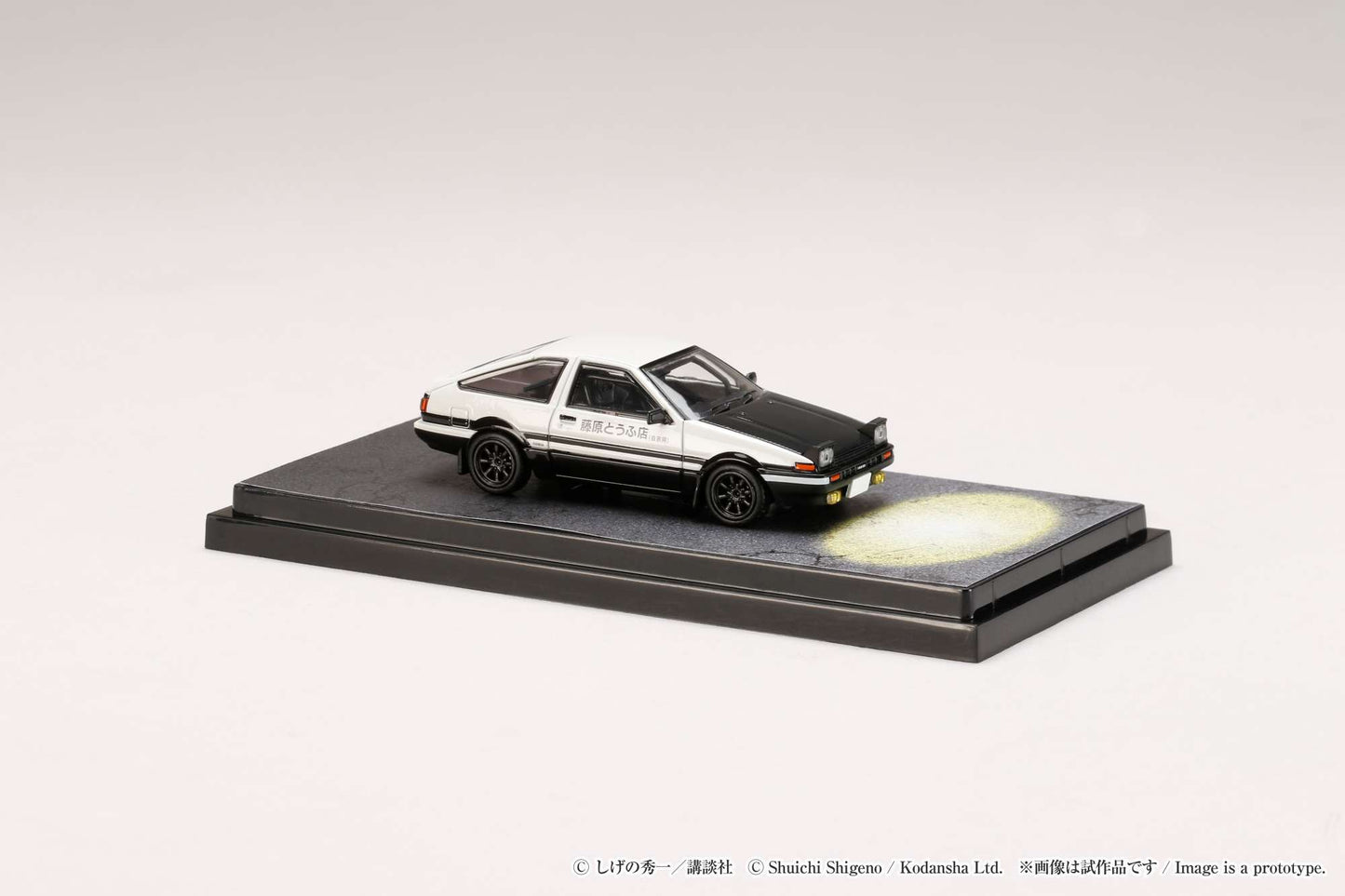 Toyota Sprinter Trueno AE86 Final Version Initial D Hobby Japan 1:64