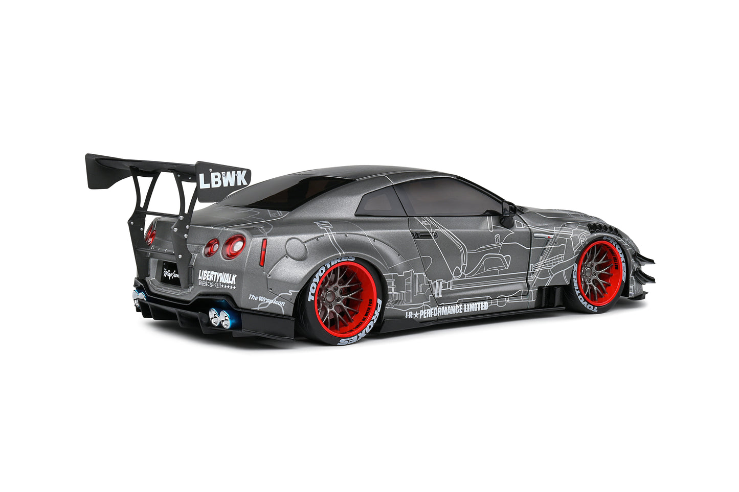 Nissan GT-R (R35) Liberty Walk Body Kit 2.0 2020 Solido 1:18