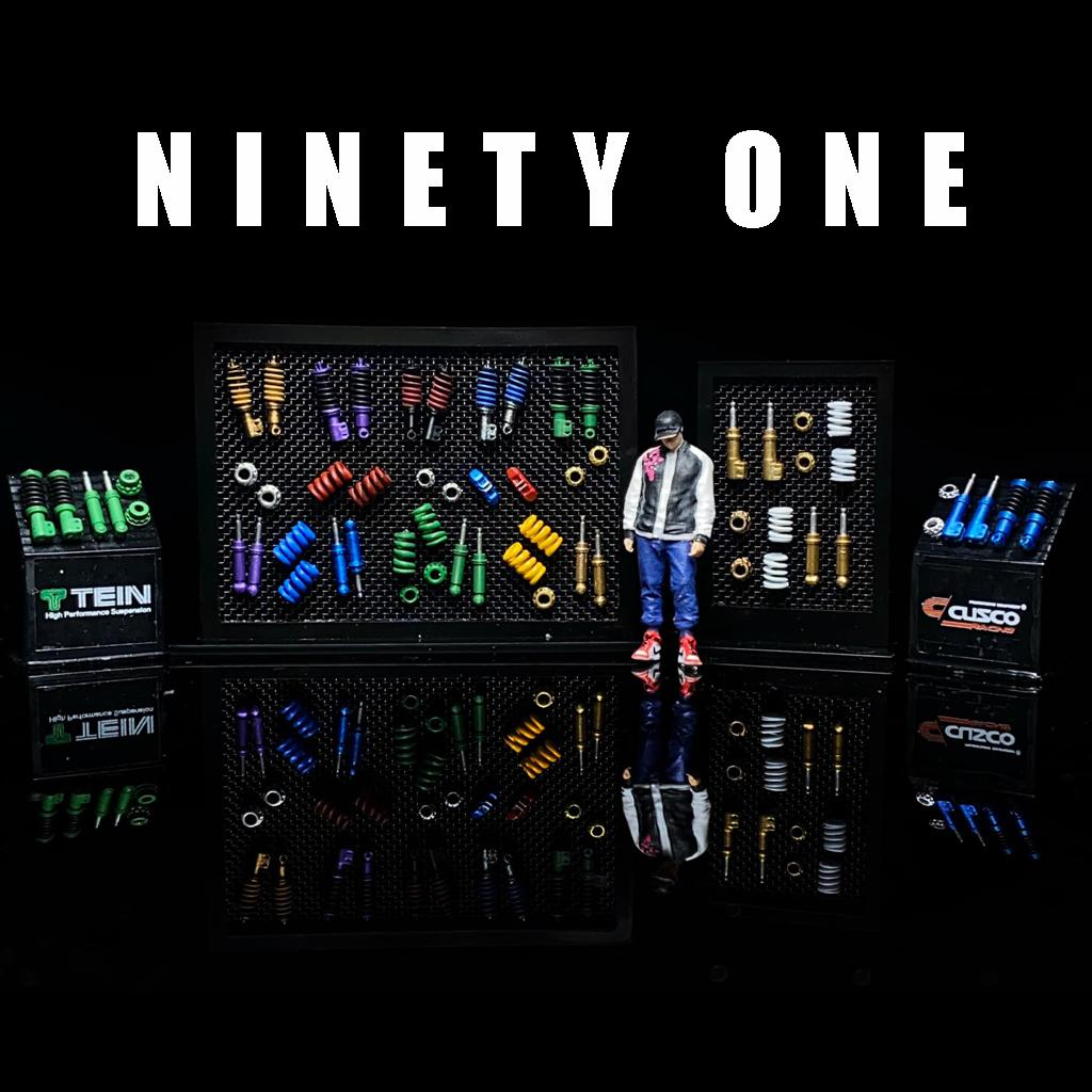 SET 4 : magasin d'amortisseurs Ninety One 1:64