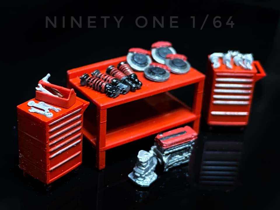 SET 1 : accessoires de garage rouge Ninety One 1:64