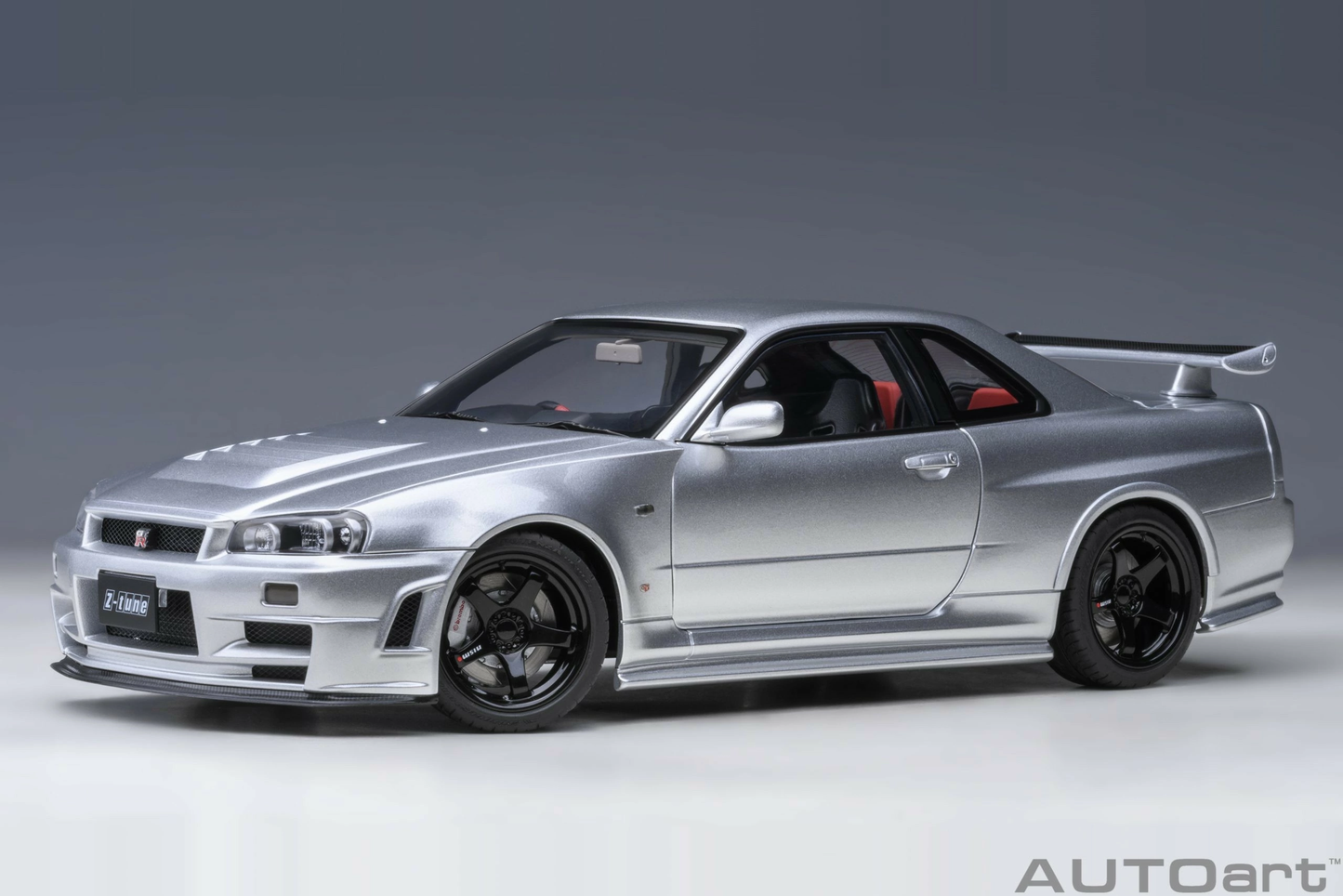 Nissan Skyline GT-R (R34) Z-tune Sliver AUTOart 1:18