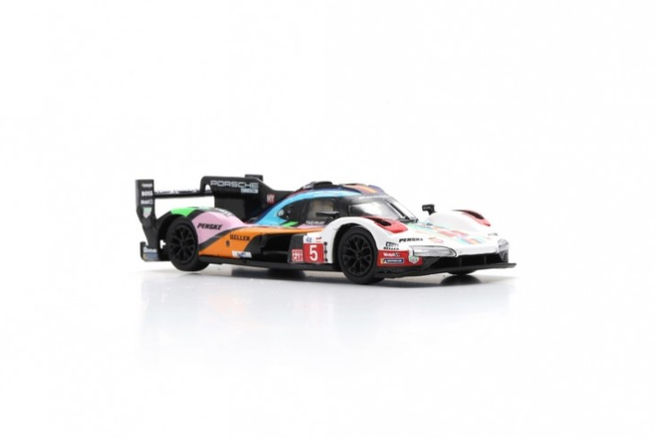 Porsche 963#5 PORSCHE PENSKE MOTORSPORT 24H Le Mans 2023 Sparky 1:64