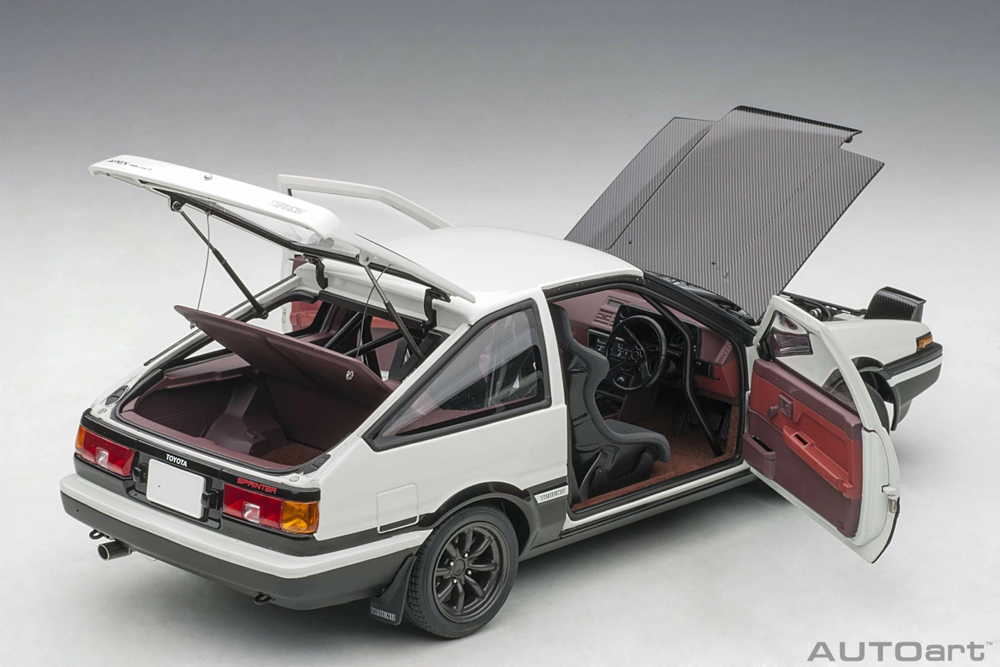 Toyota Sprinter Trueno (AE86) Initial D “Project D” Final Version AUTOart 1:18