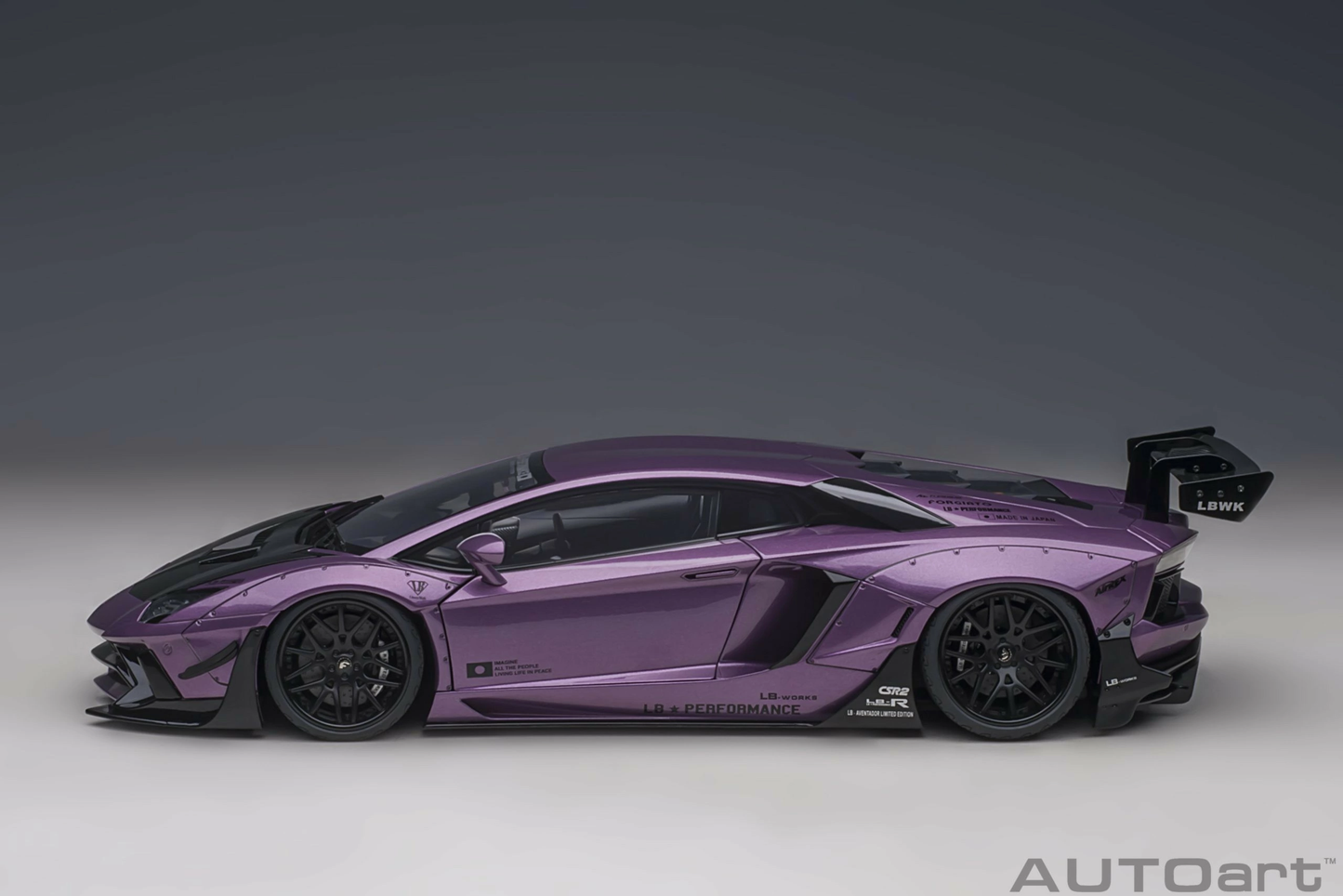 Liberty Walk LB-Works Lamborghini Aventador Limited Edition Viola SE30 AUTOart 1:18