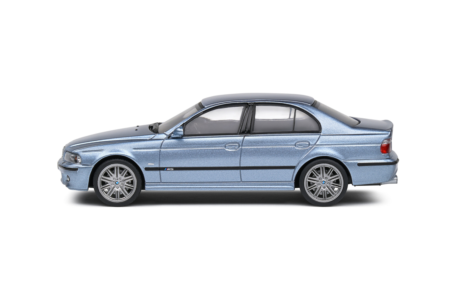 BMW M5 E39 2000 Blue Solido 1:43