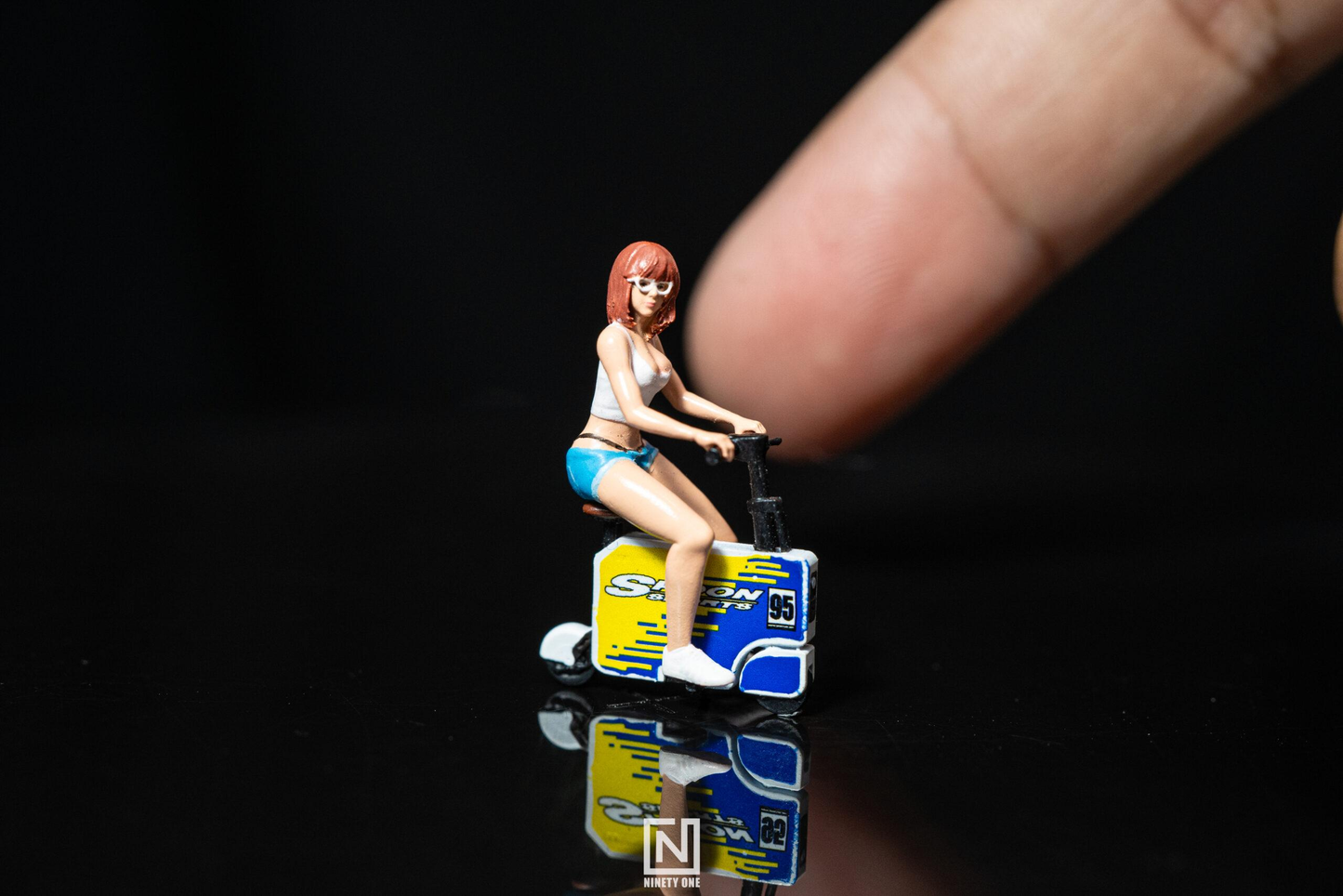 Figurine Spoon Ninety One 1:64