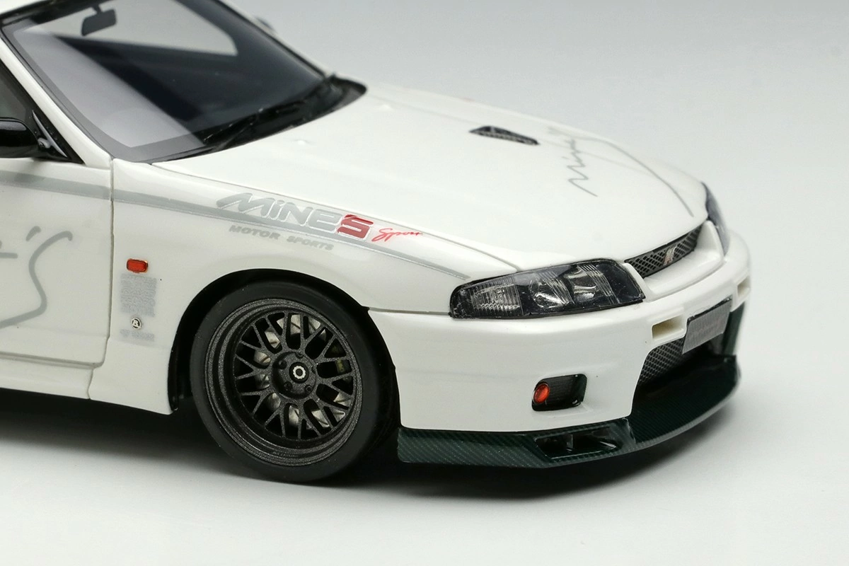 Built By Legends Mine's Skyline GT-R BCNR33 Make Up 1:43