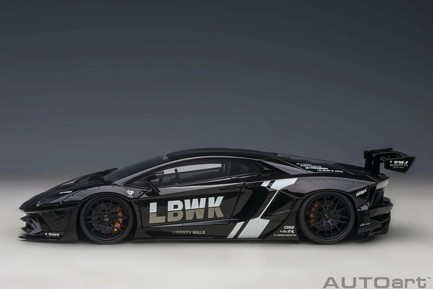 Liberty Walk LB-Works Lamborghini Aventador Limited Edition Black LBWK Livery AUTOart 1:18