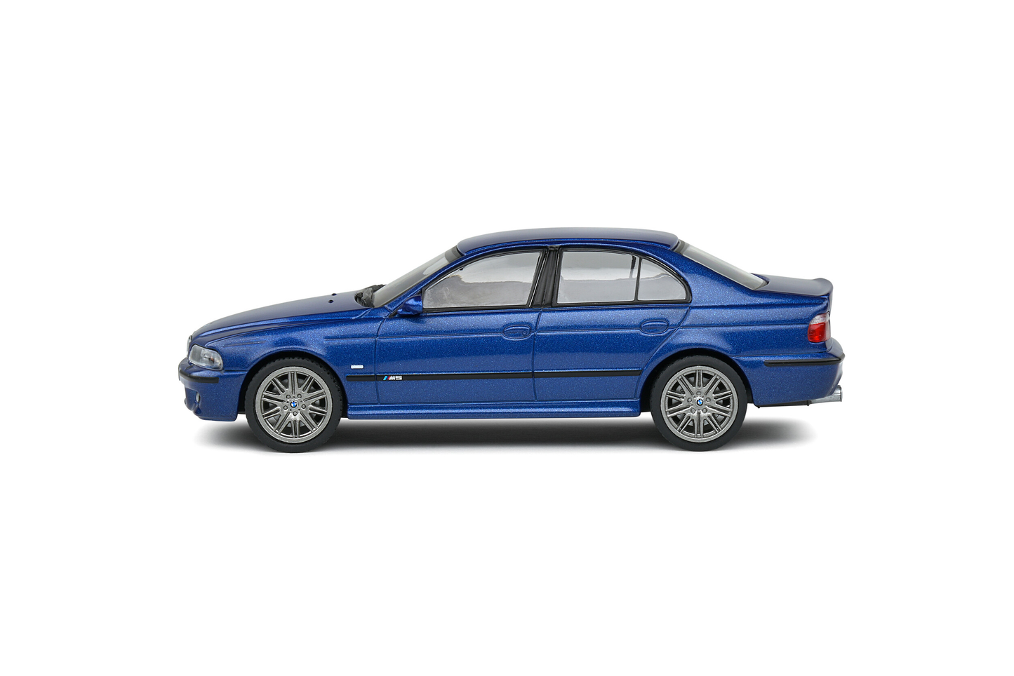 BMW M5 E39 2003 Avus Blue Solido 1:43